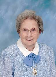 Doris Pettit's Instagram, Twitter & Facebook