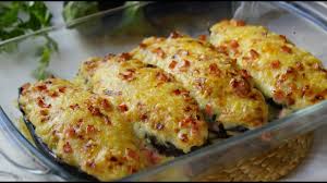 Bienvenidos a esta receta de berenjenas rellenas en otra edición de paulina cocina! Berenjenas Rellenas De Pavo Receta Muy Facil Youtube