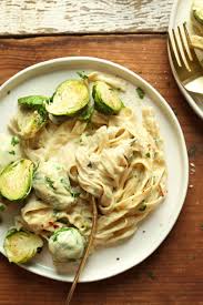 Vegan Garlic Alfredo Pasta Minimalist Baker Recipes Recipe Vegan Recipes Vegetarian Recipes Healthy Recipes