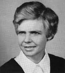 Joan Mcmullen's Instagram, Twitter & Facebook