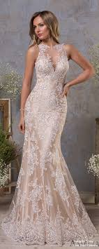This season sees a greater infusion of color — blush, pink and champagne — and the introduction of heavier embroideries and embellishments, sexier open backs and dreamy, diaphanous. Amelia Sposa Wedding Dresses 2019 In Love With Lace Collection Deer Pearl Flowers