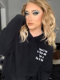 Ida Kay (@missidakay)