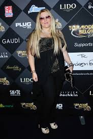 Considering loana as a baby name? Loana Petrucciani S Feet Wikifeet