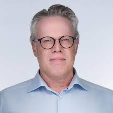 Me: “I'm skipping my workout this morning. I ate too many pancakes and  don't feel like moving.” ChatGPT: “That's 𝟭𝟬𝟬% 𝗳𝗶𝗻𝗲 — and  𝘩𝘰𝘯𝘦𝘴𝘵𝘭𝘺, 𝘆𝗼𝘂 𝗺𝗮𝗱𝗲 𝘁𝗵𝗲 𝗿𝗶𝗴𝗵𝘁 𝗰𝗮𝗹𝗹.…