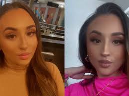 Alexis Wicker's Instagram, Twitter & Facebook