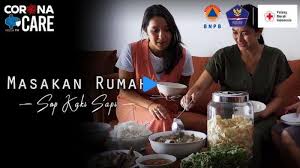 Masakan lebih nikmat dan gurih dengan bumbu masak terlengkap di sini! Nostalgia Happy Salma Dengan Resep Masakan Rumah Mendiang Ibunda Sop Kaki Sapi Tribunnews Com Mobile