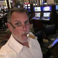 Stephen Small (stevensmall2012)