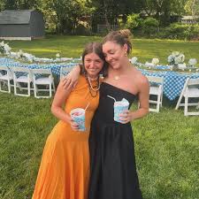 Leslie Boatwright Biddle (@lbiddle) • Threads, Say more