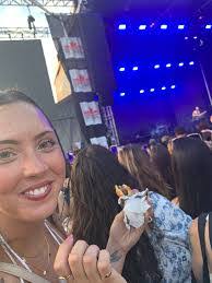 Ashley Cave's Instagram, Twitter & Facebook