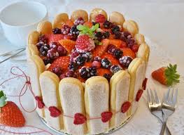 Beeren Tiramisu Torte Rezept Tiramisu Torte Rezept Lebensmittel Essen Tiramisu Torte