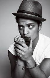 Alana Suarez (alannnajay)