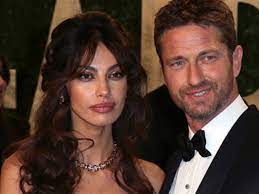 Madalina ghenea parla correntemente romeno, italiano e inglese. Gerard Butler A Desperate Situation What Happened To Madalina Ghenea S Ex Boyfriend Madalina Ghenea