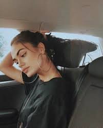 Contact aesthetic baddie on messenger. Vintage Baddie Aesthetic Wallpaper
