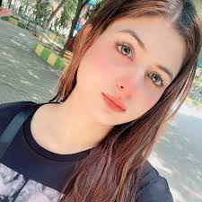 Watch Farah Ayn Lee Live Stream