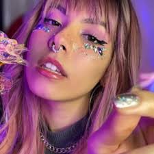 What do you think Luna Bloom ASMRs personality is?