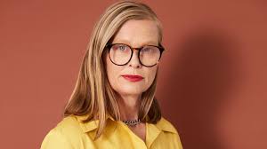 Fashion designer announces the closure of her business.