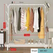 Rak gantung berbahan batang kayu ini sangat bermanfaat bukan? Cod Big Stand Hanger Single Rak Gantungan Baju Pakaian Jemuran Berdiri Stand Hanger Stand Hanger