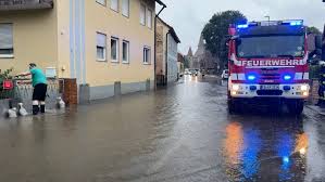 Unwetterwarnung für Bayern: Starkregen und Überflutungen erwartet!