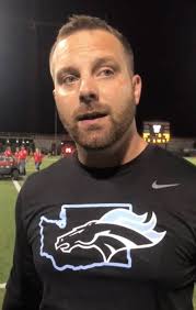 Meadowdale football coach steps down for coaching jobs in Texas