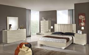 Luxor Modern Beige Lacquer Italian Bedroom Set Italian Bedroom Sets Italian Bedroom Home Room Design