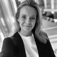 Sara Redelius Email & Phone Number