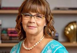 The last mile: centering people in the brave new world of digital  tech-enabled peace operations