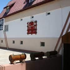 7 camere spatioase, de 2,3 si 4 locuri, fiecare cu baie proprie, tv. Tarife 2021 Cazare Vama Veche Cazare Ieftina Vama Veche