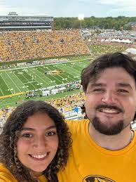 Hi! I'm moving to Charlotte end of August or beginning of September! I'm  looking for an apartment or roommates to live with. Wanting to live