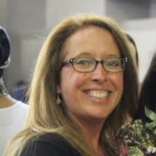 Ellie Cunningham (@akellie907)