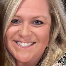 Donna Emberton's Instagram, Twitter & Facebook