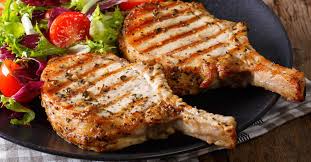 O friptura frageda si suculenta din cap de piept de porc cu coaste. Carne De Porc La GrÄƒtar Kaufland