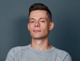 Мальчик просто грезил этим за время существования канала, юрий дудь взял интервью у множество музыкантов, актеров, политиков. Elizaveta Tuktamysheva Ne Isklyuchila Priezd Yuriya Dudya V Udmurtiyu Gorod Glazov