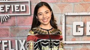 Недавно присоединилась к юным мстителям. Latinoamerikanka Lesbiyanka I Supergeroinya Miss Amerika Poyavitsya V Doktore Strendzhe 2 Aktrisa Utverzhdena Kg Portal