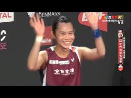 國小：民權國小 (高雄) 國中：三民國中 (高雄) 高中：高雄中學 (高雄) 大學：臺北市立大學. åˆ¥è¢« å­¸æ­·ä¸é‡è¦ é¨™äº† å¥¹å'Šè¨´ä½ ç¾å¯¦ èœå°¾vs ä½›è·³ç‰† å¥åº·è·Ÿè'—èµ°