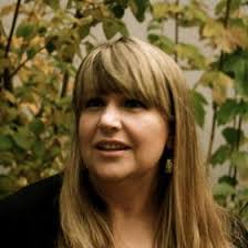 Esther Marx's Instagram, Twitter & Facebook