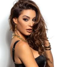 Lauren Barnette Sanger (@laurenbarnettesanger) • Instagram photos and videos