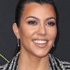 Like other kardashian family, khloe kardashian is very famous because she is very beautiful. 1