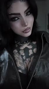 713 hearts, 7 shares, 15