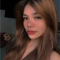 Justine Leonor's Instagram, Twitter & Facebook