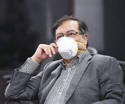 No creo que colombia necesite una nueva constitución sino aplicar la que tiene lealtad: Gustavo Petro Sale De La Clinica Tras Estar Hospitalizado Por Covid 19 El Espectador