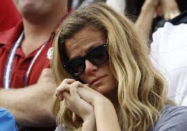 Roddick si ritira, piange anche la bella Decker