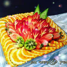 как красиво нарезать арбуз и дыню на праздничный стол Pin By Tatiana Livshits On Karving Ovoshej I Fruktov Fruit Arrangements Food Fruit