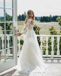 Pin By Larymary On Vestidos De Novia Wedding Dresses Lace Wedding Dress Long Sleeve Long Wedding Dresses