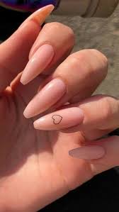 Tenemos una selección de las mejores productos para tu manicura que te van a qué materiales necesito para una manicura acrílica? Unas Para El 14 De Febrero 2021