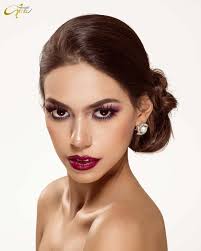 Puedes realizar tu reserva en Salón Gloria al 3321907. Fotos David Condori  Modelo ferantelo_t @salongloriaoficial