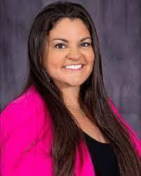 Amy Ketelsen's Instagram, Twitter & Facebook