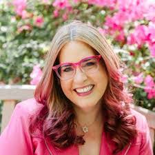 Meghan Casey's Instagram, Twitter & Facebook