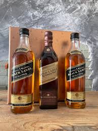 Johnny walker is a brazilian mixed martial artist. Johnnie Walker The Collection Old Liquor Company