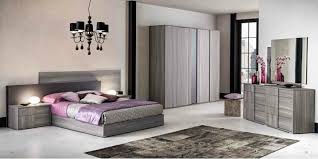 Luxusimmobilien in lombardy, italy haben zwischen 1 und 55 schlafzimmer und sind durchschnittlich 858 ㎡ groß. Schlafzimmer Set Futura Italienische Luxus Mobel Ii Mobel Zeit