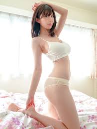 谷あづさ - 桃太郎映像出版